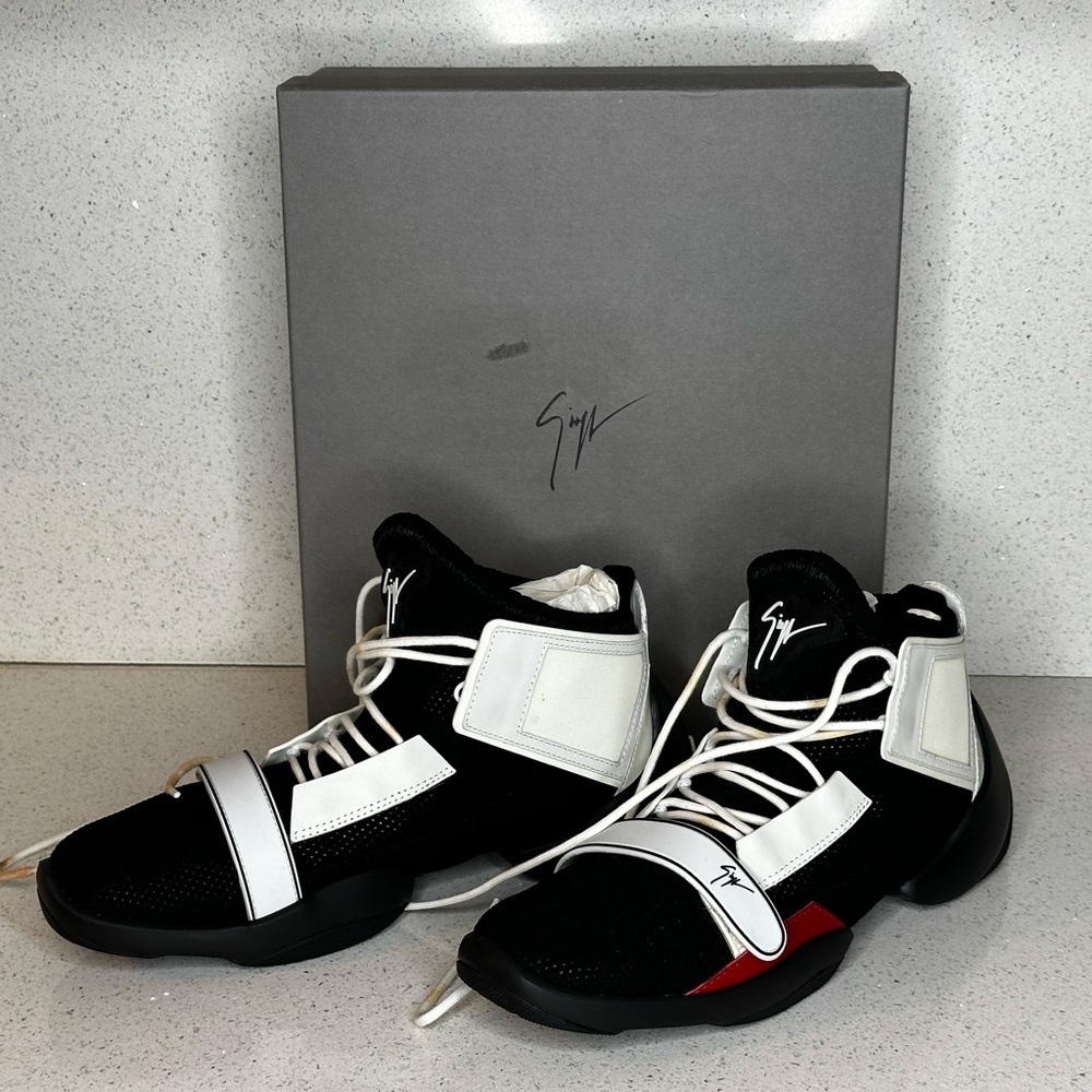 Giuseppe Zanotti